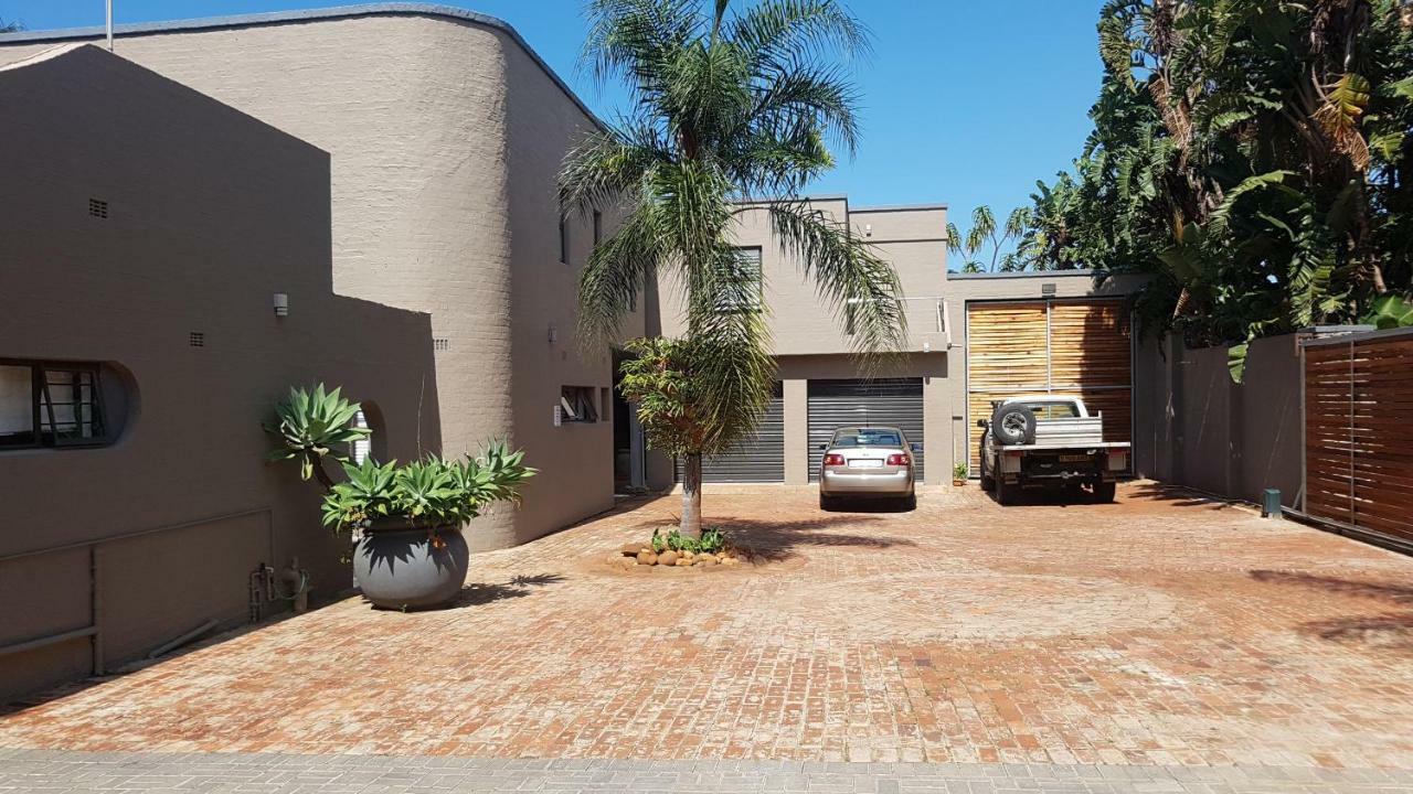 Hotel 32 On Mendoza à Durban Extérieur photo
